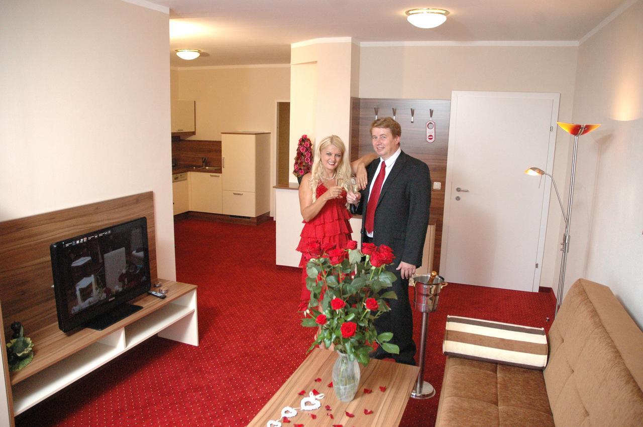 Hotel Garni Daniela Urich Schwanenstadt Luaran gambar