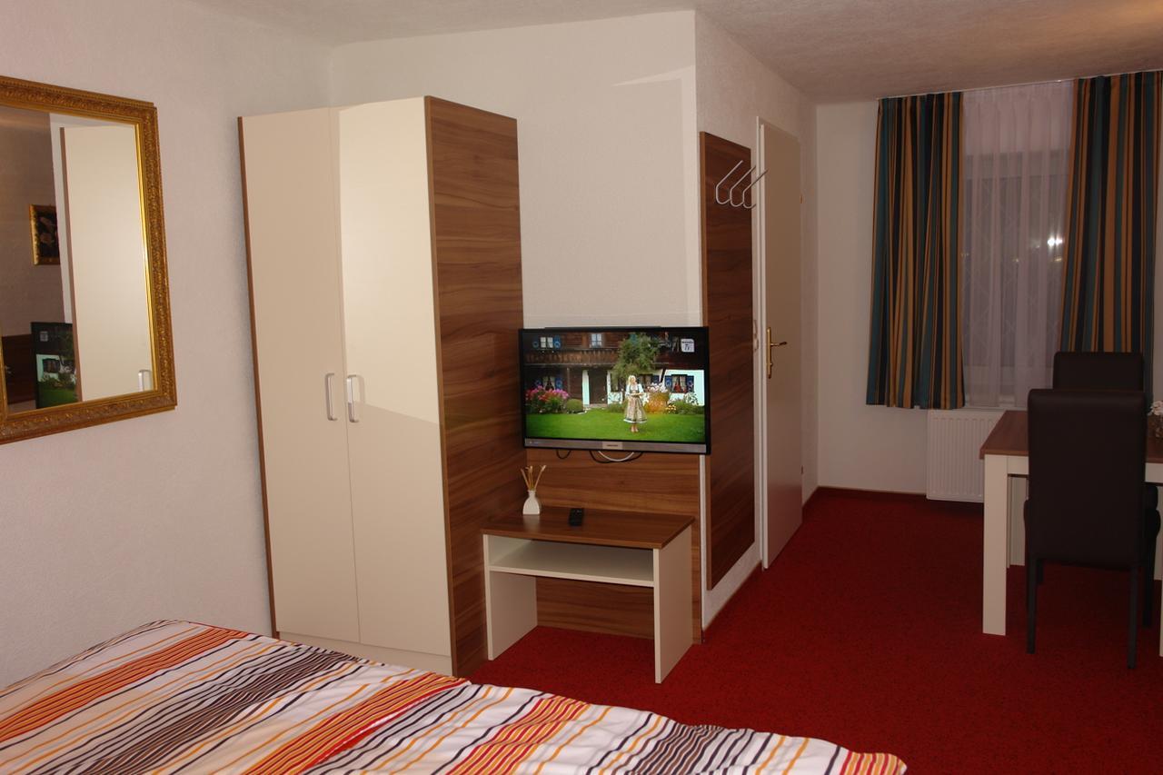 Hotel Garni Daniela Urich Schwanenstadt Luaran gambar